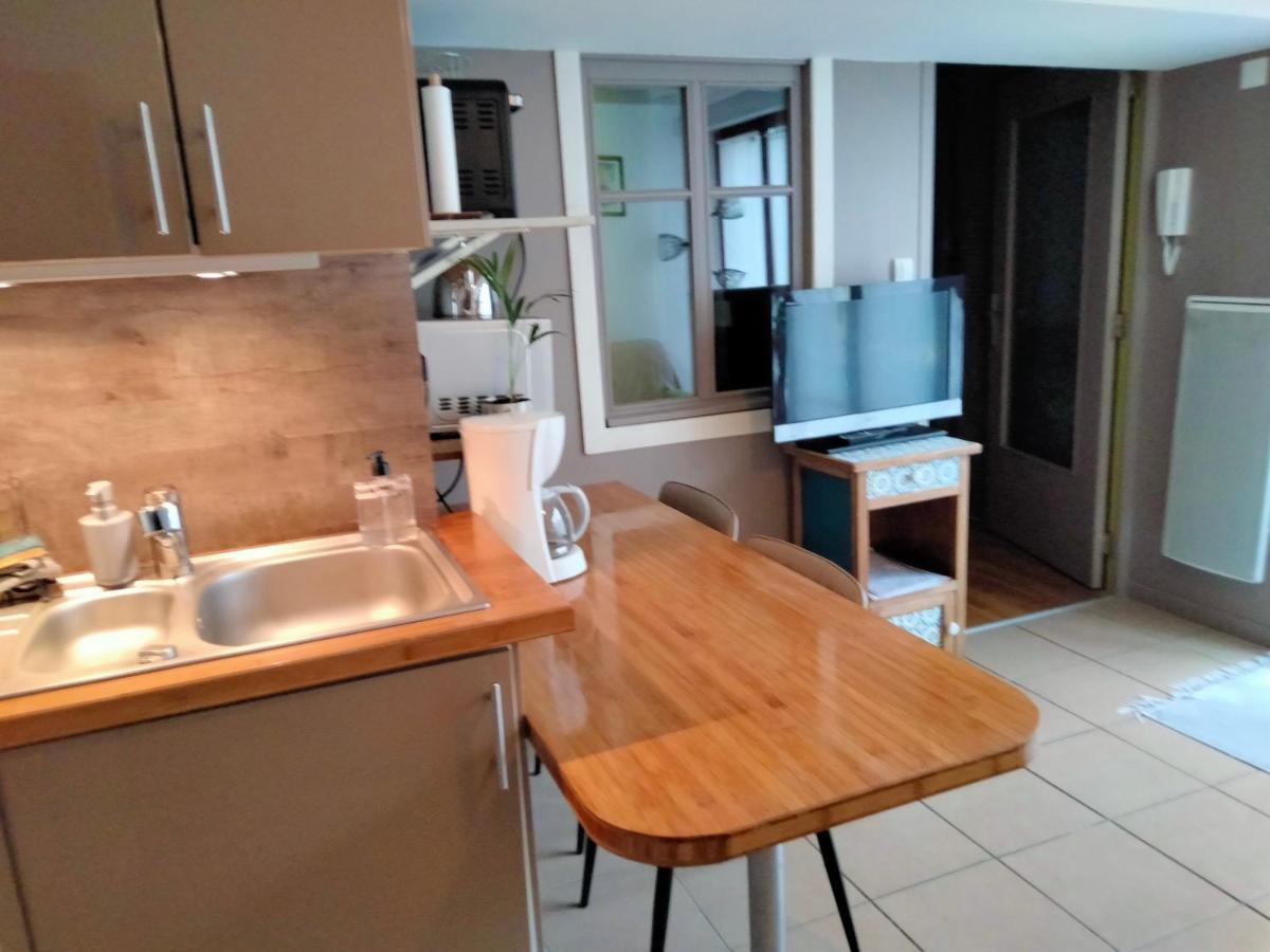 Appartement T2 Sur Cour Nantaise Rezé Exteriör bild