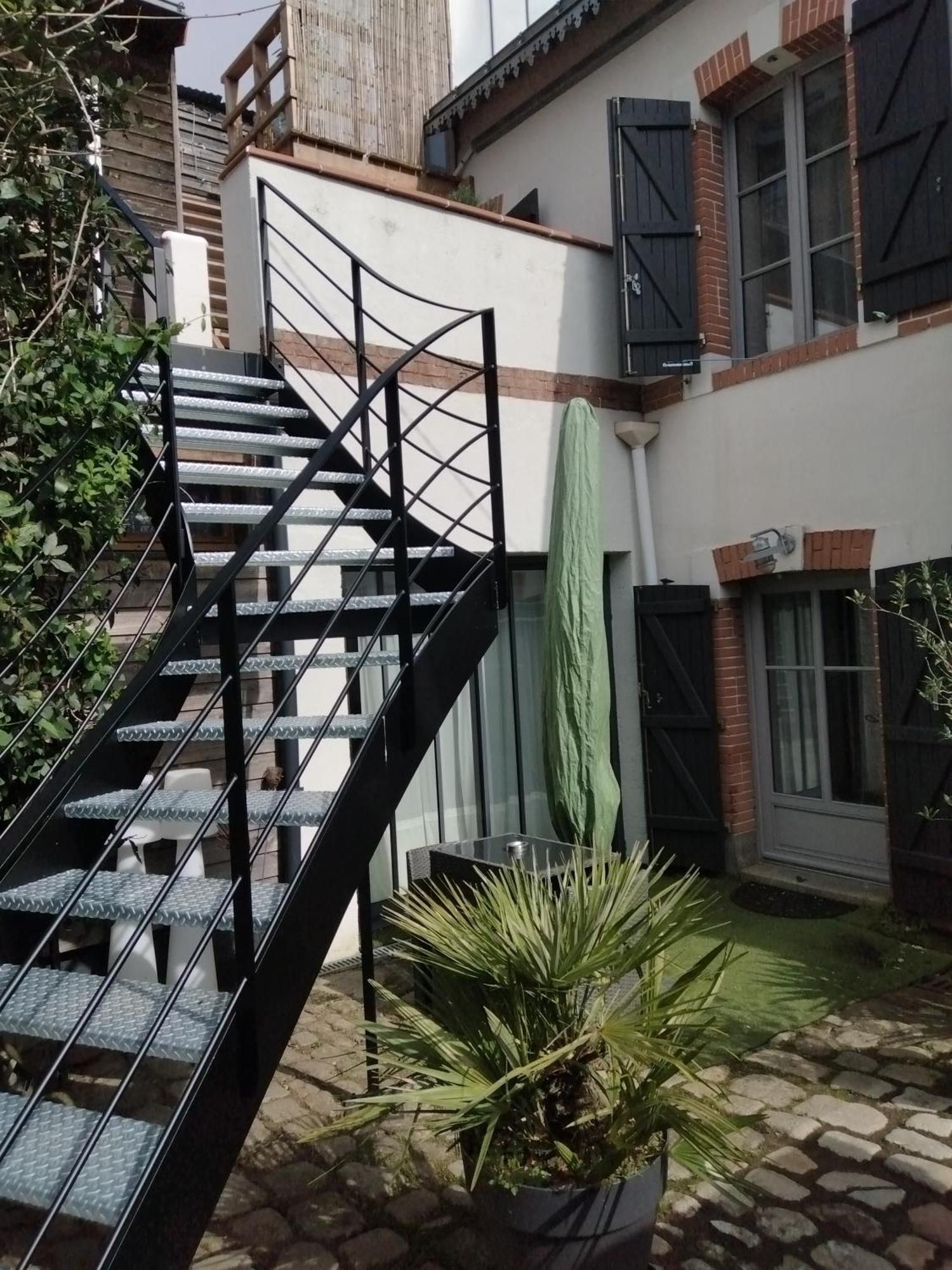 Appartement T2 Sur Cour Nantaise Rezé Exteriör bild